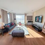 Ample 3-Bedroom Flat With Lift In Kings Cross, Islington