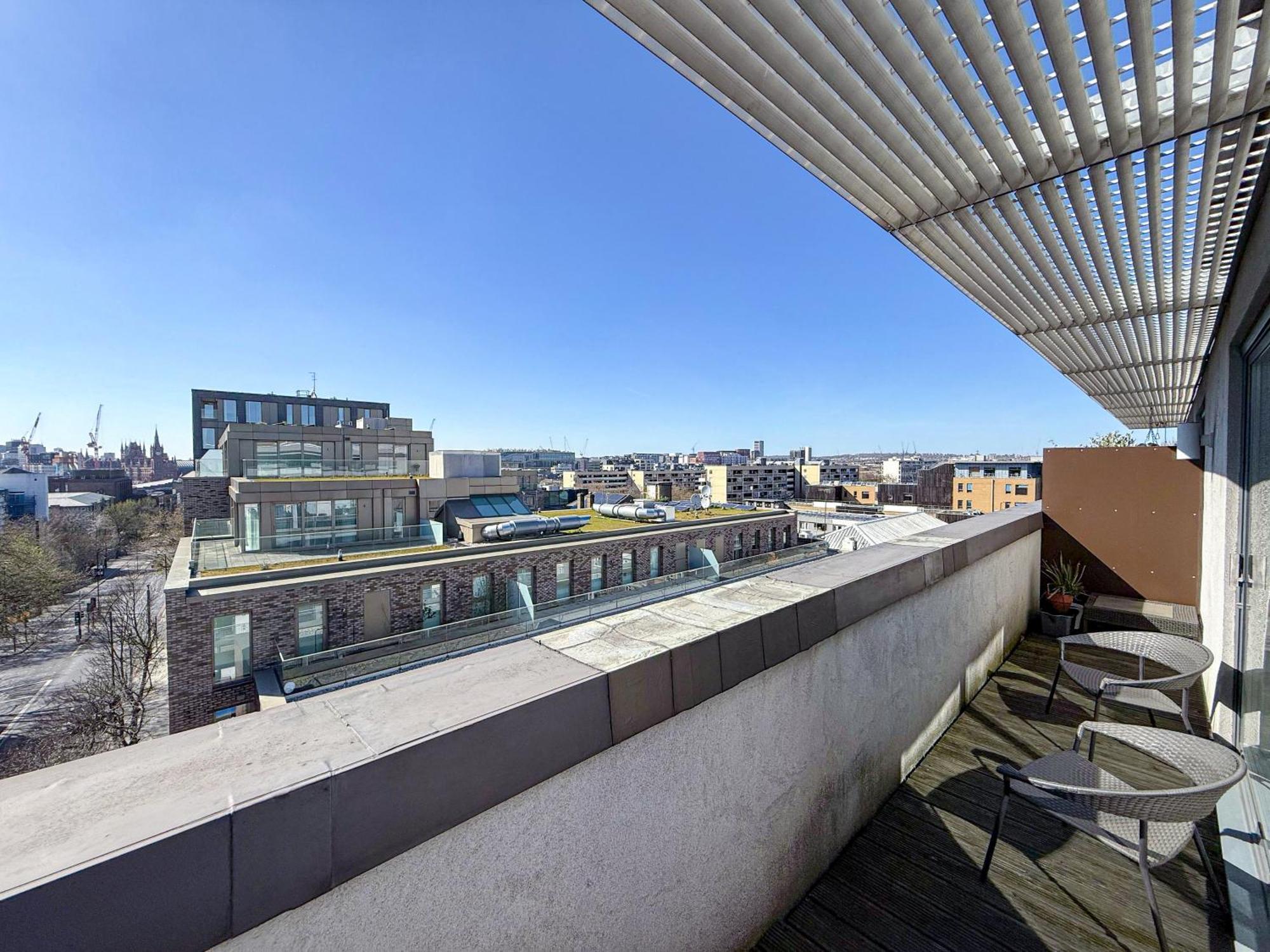 Ample 3-bedroom Flat With Lift In Kings Cross, Islington