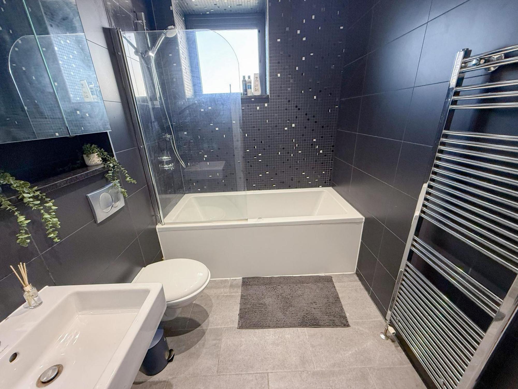 Appartamento Ample 3-bedroom Flat With Lift In Kings Cross, Islington Londra