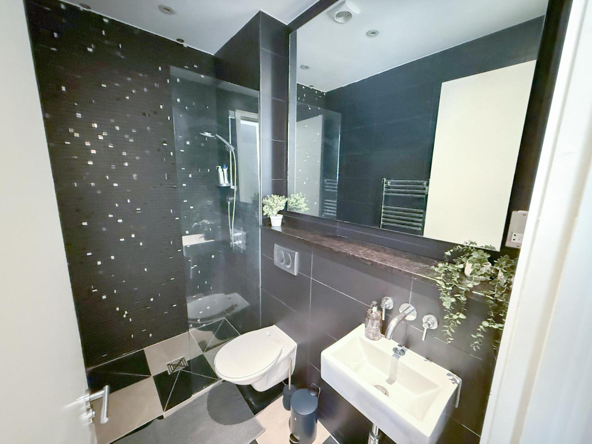 Ample 3-bedroom Flat With Lift In Kings Cross, Islington * Londra